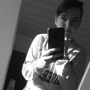 Meet your Posher, Keisha